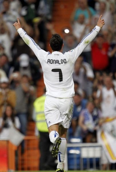 费尔南德斯 费尔南德斯