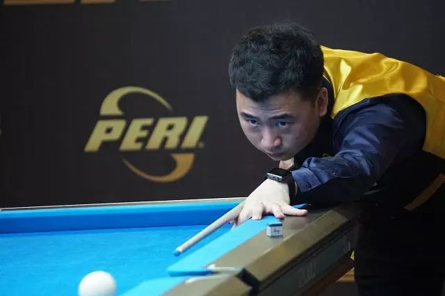 而吉布森凭 而吉布森凭